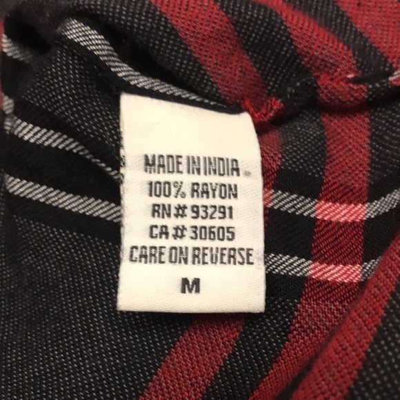 Dylan Women’s Tunic Top M Short Ruffle Sleeves Black Red Plaid Split Hem Boxy - Picture 10 of 10